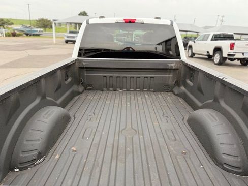 Used 2022 Ford F250 XLT w/ XLT Premium Package AWD/4WD image 6