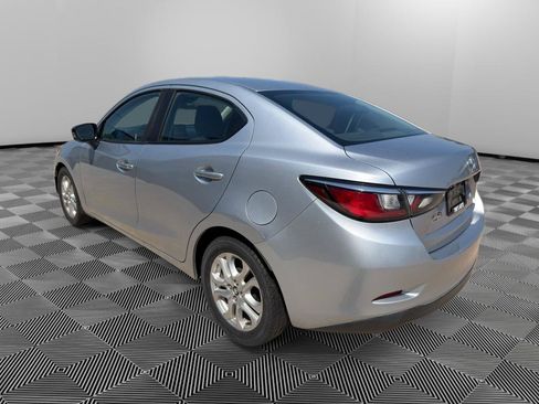 Used 2017 Toyota Yaris iA FWD image 5
