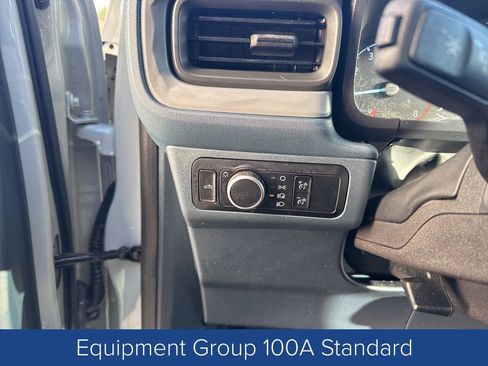 Used 2024 Ford Maverick XL image 12