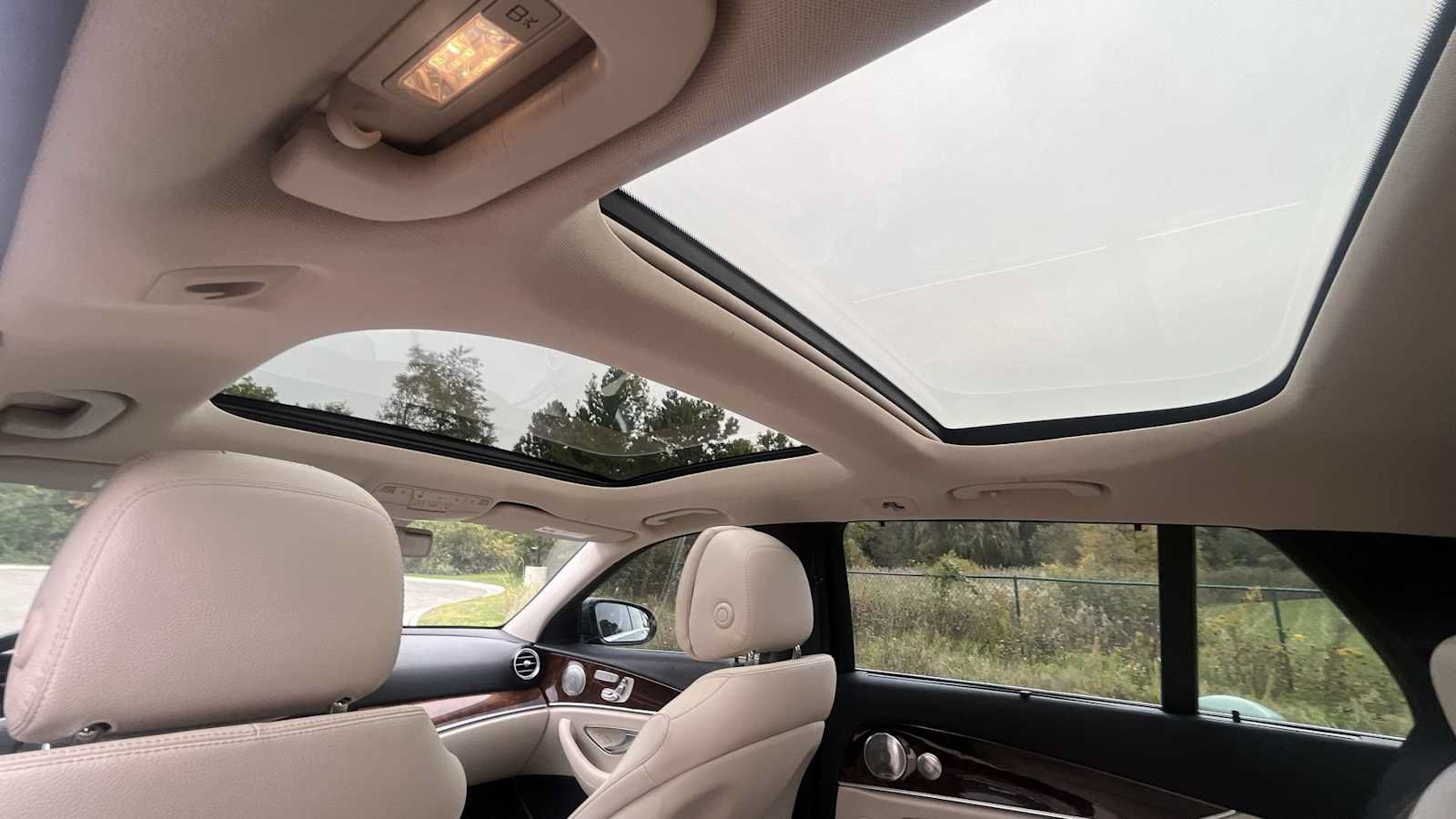 Certified 2017 Mercedes-Benz E 400 4MATIC Wagon image 34