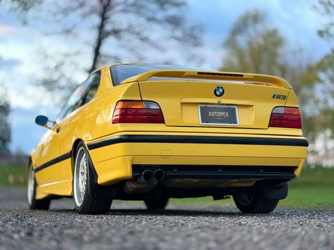 Used 1995 BMW M3 Coupe RWD image 26