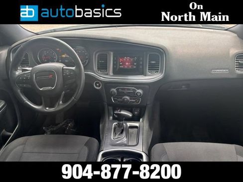 Used 2015 Dodge Charger SE w/ Power Sunroof Group RWD image 17