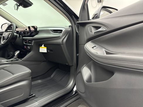 New 2026 Buick Encore GX Preferred w/ Advanced Technology Package AWD/4WD image 30