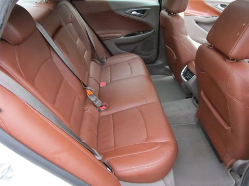 Used 2016 Chevrolet Malibu Premier w/ Driver Confidence Package II FWD image 16