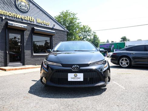 Used 2022 Toyota Corolla LE FWD image 2