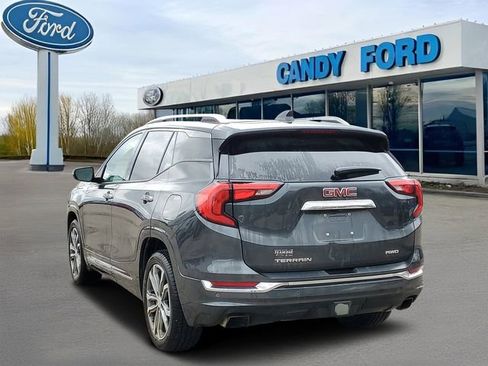 Used 2018 GMC Terrain Denali w/ Driver Alert Package II AWD/4WD image 3