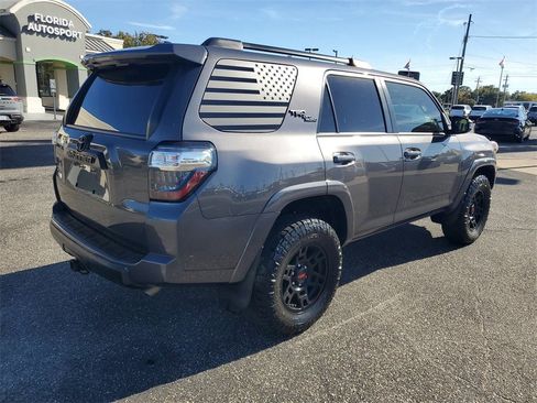 Used 2019 Toyota 4Runner TRD Off-Road Premium image 4