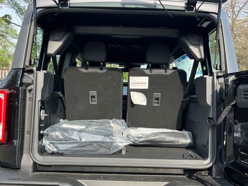 New 2026 Ford Bronco 2-Door w/ Sasquatch Package image 11