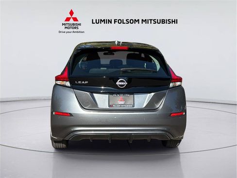 Used 2025 Nissan Leaf S FWD image 4
