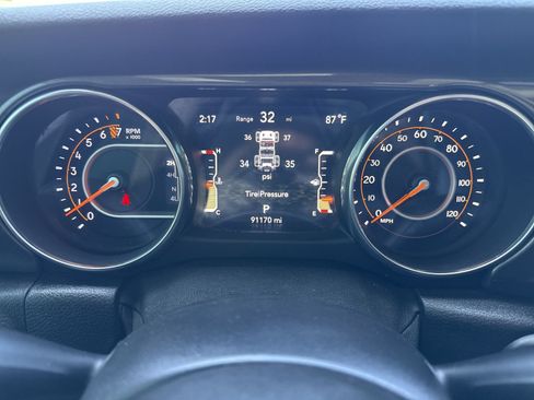 Used 2019 Jeep Wrangler Unlimited Sport AWD/4WD image 17