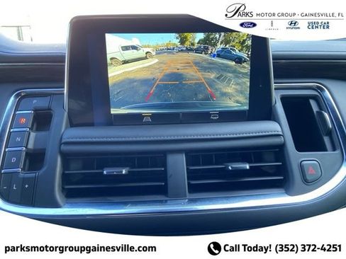 Used 2024 Chevrolet Suburban LT image 22