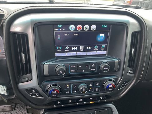 Used 2017 Chevrolet Silverado 1500 LTZ Z71 w/ LTZ Plus Package AWD/4WD image 11