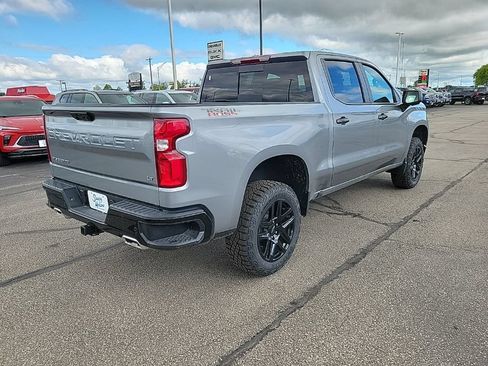 New 2026 Chevrolet Silverado 1500 LT Trail Boss w/ LT Trail Boss Premium Package AWD/4WD image 5