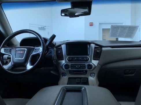Used 2018 GMC Yukon XL SLT w/ Open Road Package image 13