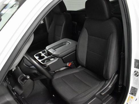 Used 2024 Chevrolet Silverado 2500 LT w/ Snow Plow Prep/Camper Package image 12