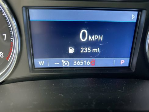 Used 2024 Buick Enclave Essence w/ Experience Buick Package AWD/4WD image 16