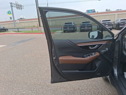 Used 2020 Subaru Outback Touring XT AWD/4WD image 17