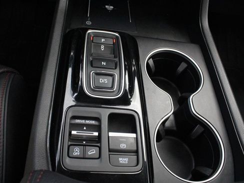 Used 2025 Honda Pilot Black Edition image 42