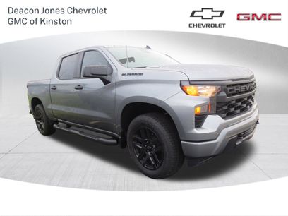 New 2024 Chevrolet Silverado 1500 Custom w/ Turbomax Blackout Package