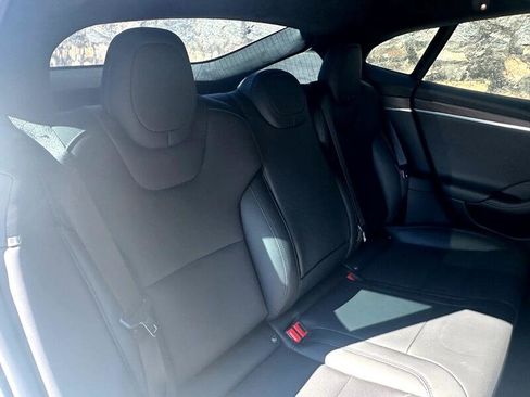 Used 2022 Tesla Model S AWD image 52