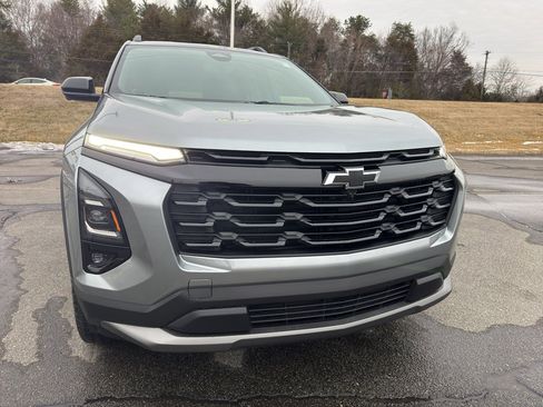 New 2026 Chevrolet Equinox LT w/ Midnight Edition image 2