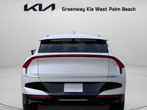 New 2026 Kia EV6 Wind RWD image 7
