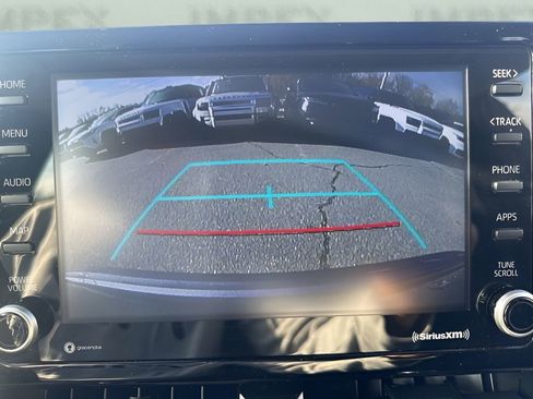 Used 2022 Toyota Corolla LE image 18