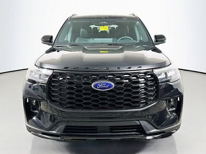 New 2026 Ford Explorer ST-Line w/ ST-Line Street Pack