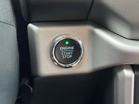 Used 2022 Ford Expedition XLT AWD/4WD image 23