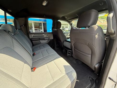 Used 2023 RAM 1500 Big Horn AWD/4WD image 32