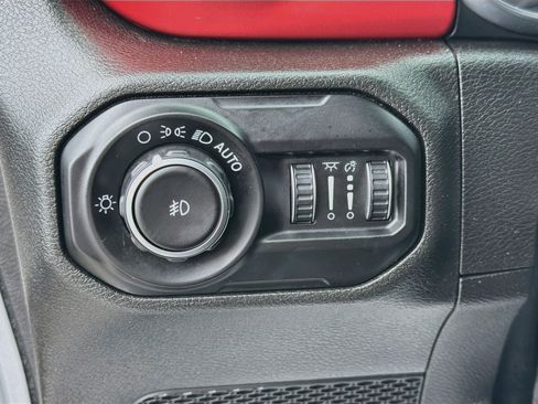 Used 2020 Jeep Wrangler Unlimited Rubicon AWD/4WD image 32