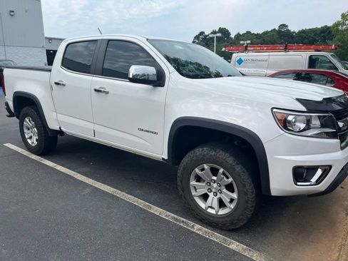 Used 2016 Chevrolet Colorado LT w/ Luxury Package, Chrome RWD image 2