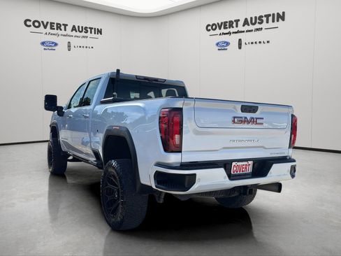 Used 2021 GMC Sierra 2500 Denali w/ Denali Ultimate Package AWD/4WD image 3
