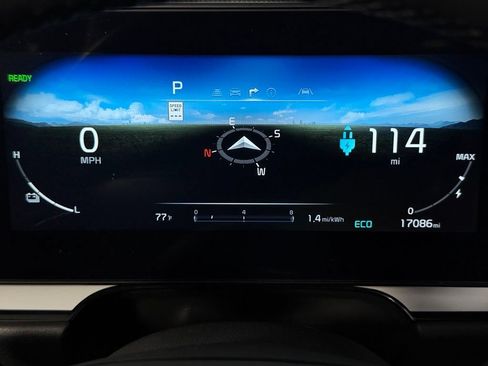 Used 2024 Kia Niro Wind FWD image 16