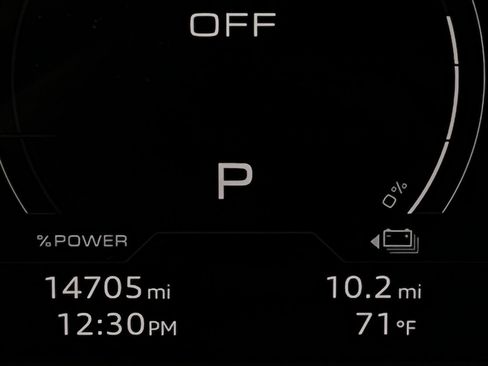 Used 2023 Audi e-tron Premium w/ Convenience Plus Package image 16