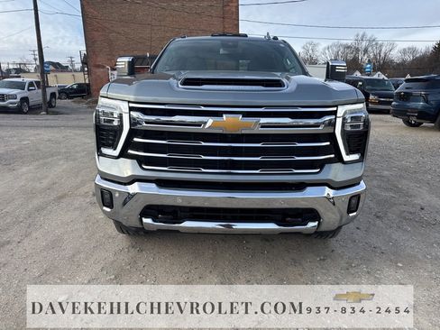 Used 2024 Chevrolet Silverado 3500 LTZ w/ LTZ Plus Package image 8
