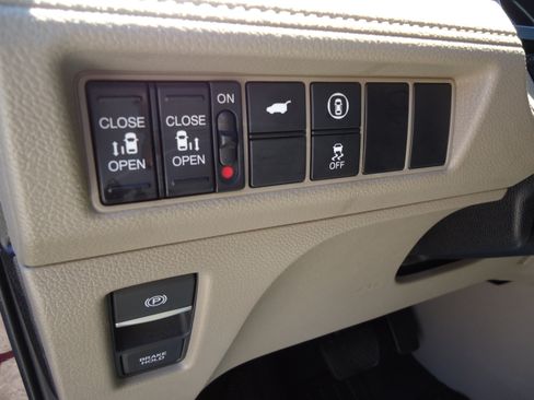 Used 2021 Honda Odyssey EX-L image 14