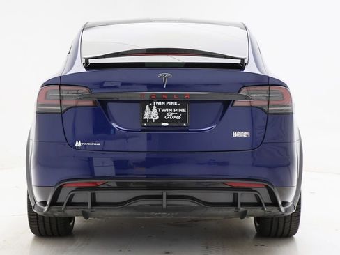 Used 2022 Tesla Model X image 9