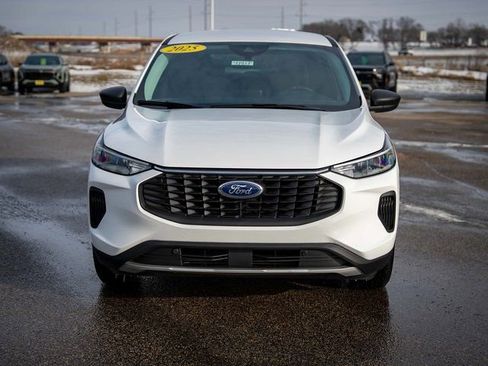 Used 2025 Ford Escape Active image 2