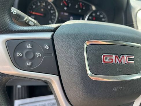Used 2023 GMC Terrain SLE w/ Driver Convenience Package AWD/4WD image 28