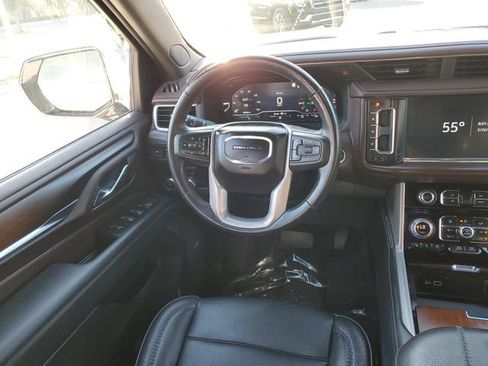 Used 2022 GMC Yukon Denali image 12