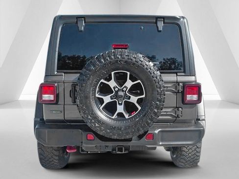 Used 2021 Jeep Wrangler Unlimited Rubicon w/ Cold Weather Group AWD/4WD image 6
