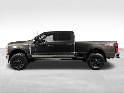Used 2024 Ford F250 Lariat w/ Lariat Ultimate Package AWD/4WD image 10