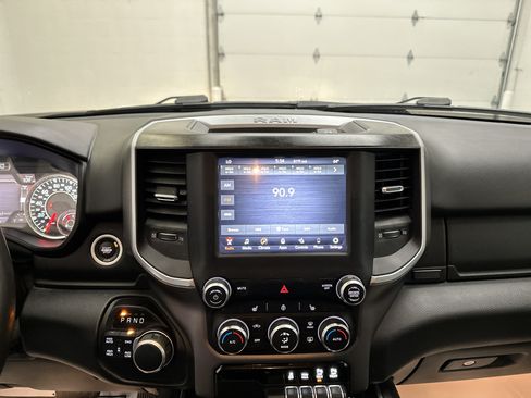 Used 2020 RAM 1500 Big Horn AWD/4WD image 28