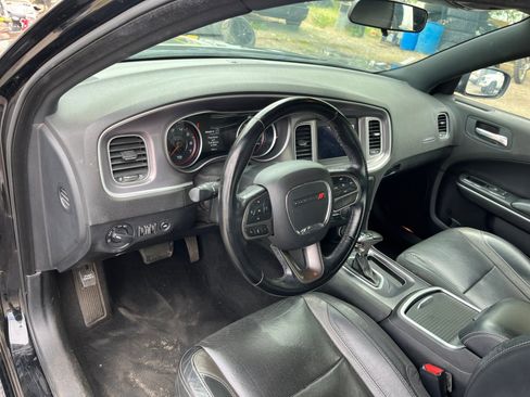 Used 2021 Dodge Charger SXT w/ Leather Interior Group image 19