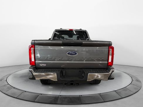 Used 2023 Ford F250 XLT w/ FX4 Off-Road Package image 6