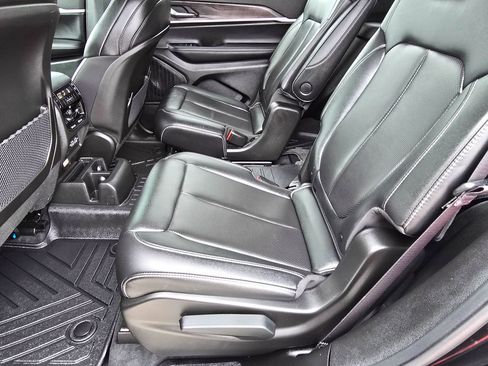 Used 2025 Jeep Grand Cherokee L Limited w/ Luxury Tech Group II AWD/4WD image 36