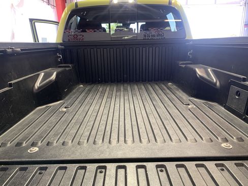 Used 2023 Toyota Tacoma TRD Off-Road image 21