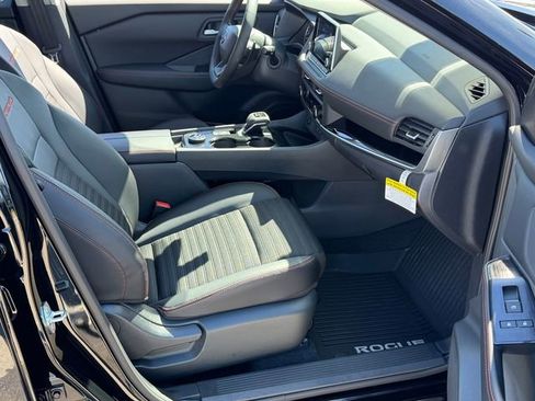 New 2026 Nissan Rogue SV image 25