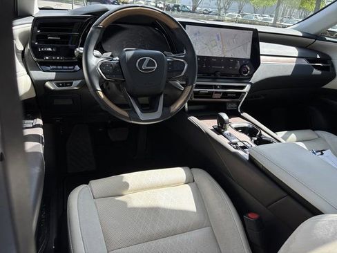 Used 2024 Lexus RX 350 AWD w/ Convenience Package image 16